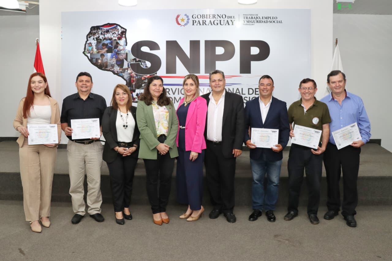 Capacitación en Movilidad Eléctrica fortalece competencias técnicas de instructores del SNPP